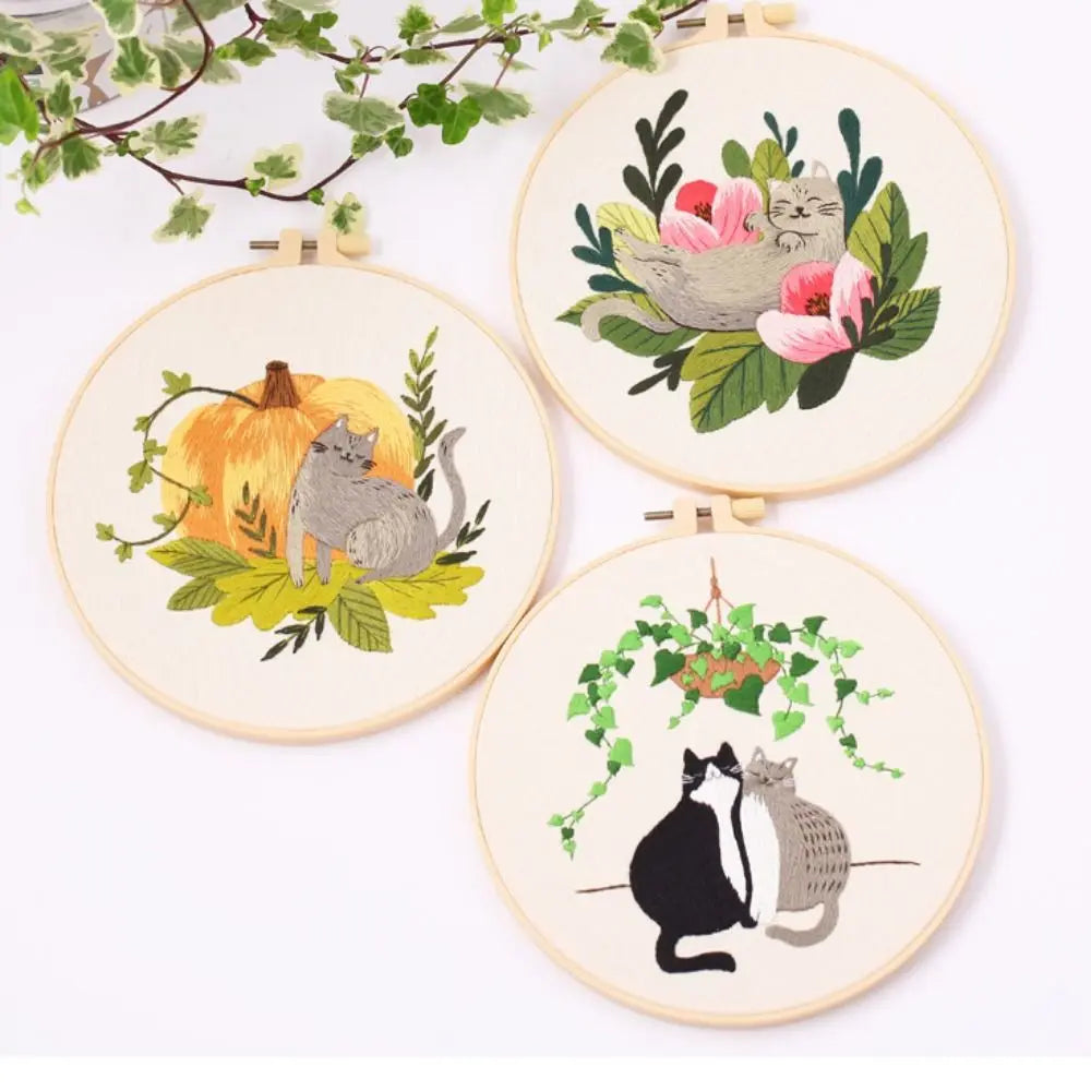 Sewing Supplies DIY Cat Embroidery Kit Colorful Handmade Cross Stitch Set Floral Patterns Hand-stitched Embroidery Set Adults